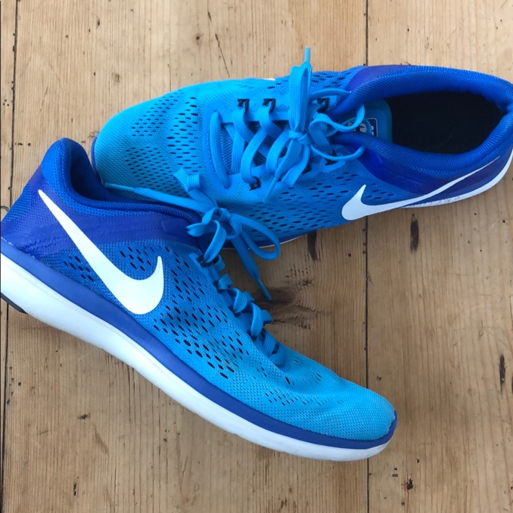 Blue ombré Nike Flex 2016 Run